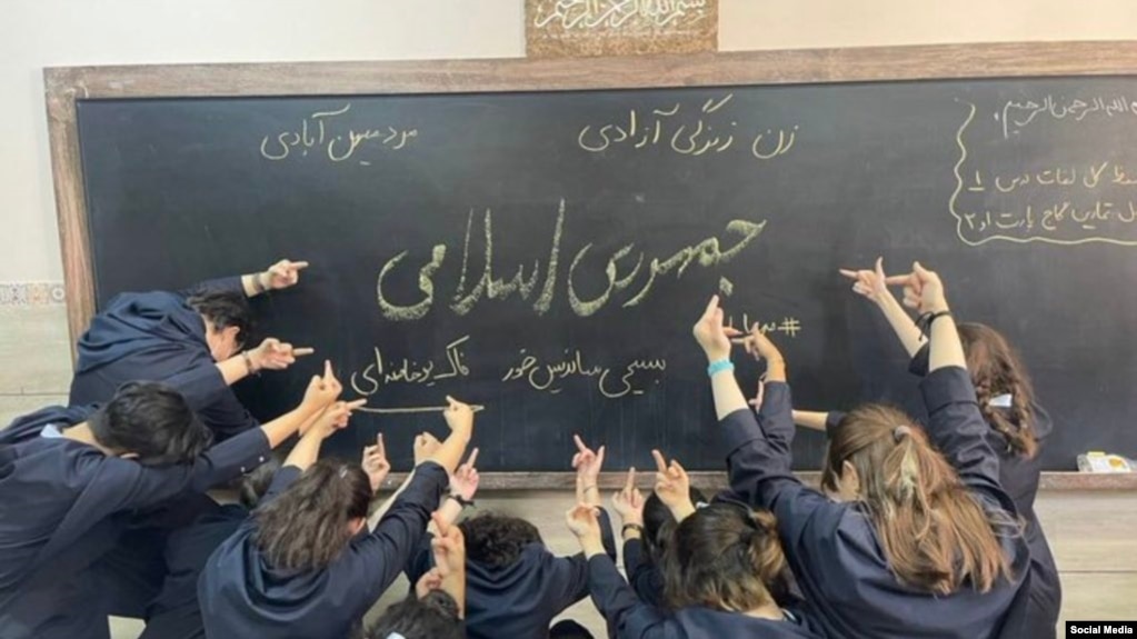 اعتراضات دانشآموزی در ایران، مهر ۱۴۰۱