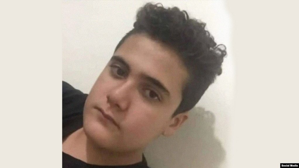 تصویری که از سپهر مقصودی در شبکههای اجتماعی منتشر شده است.