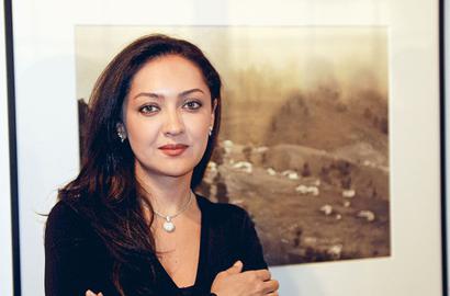 یکی کریمی بازیگر و کارگردان نامآشنای ایرانی در حساب کاربری خود در اینستاگرام نوشت: « تمام کارهایم را کنسل کردهام ، قرادادهایم را فسخ کردهام ، چه براى بازى ، چه براى ساخت .»