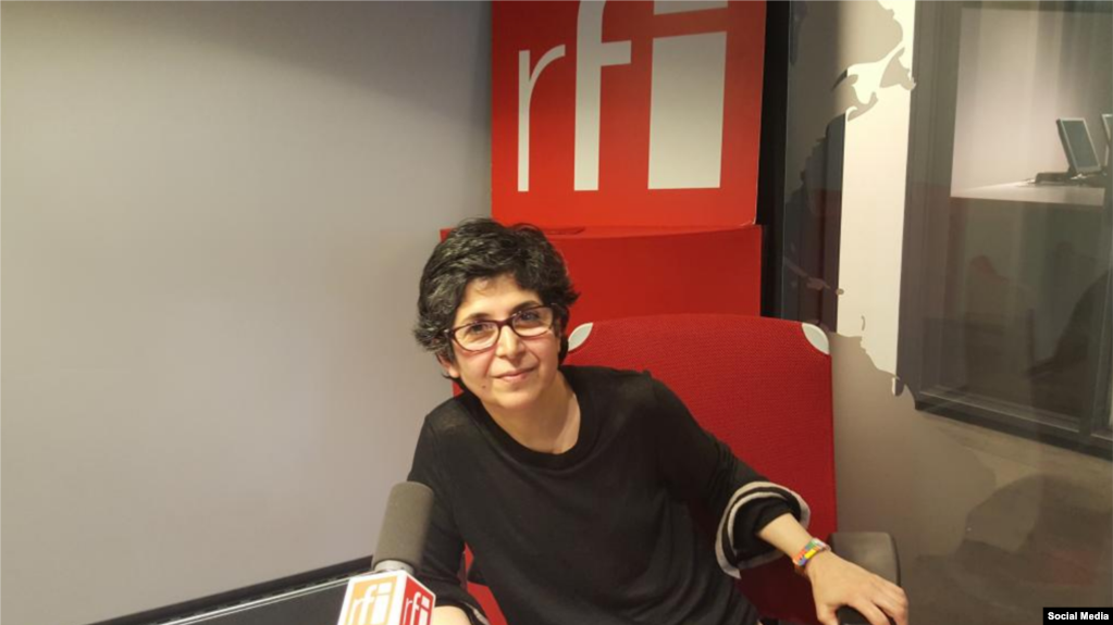 فریبا عادلخواه، شهروند دوتابعیتی ایرانی-فرانسوی