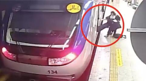 کارشناسان بخش شواهد آزمایشگاهی عفو بینالملل دریافتهاند که «فیلم تبلیغاتی منتشره از سوی جمهوری اسلامی دستکاری و تقطیع شده است: فریمرِیت ویدئو در چهار بخش افزایش یافته و یک وقفه سه دقیقه و ۱۶ ثانیه ای در فیلم منتشر شده تشخیص داده شده است